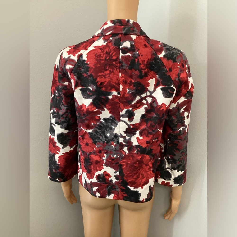 Floral Talbots blazer - Picture 2 of 7
